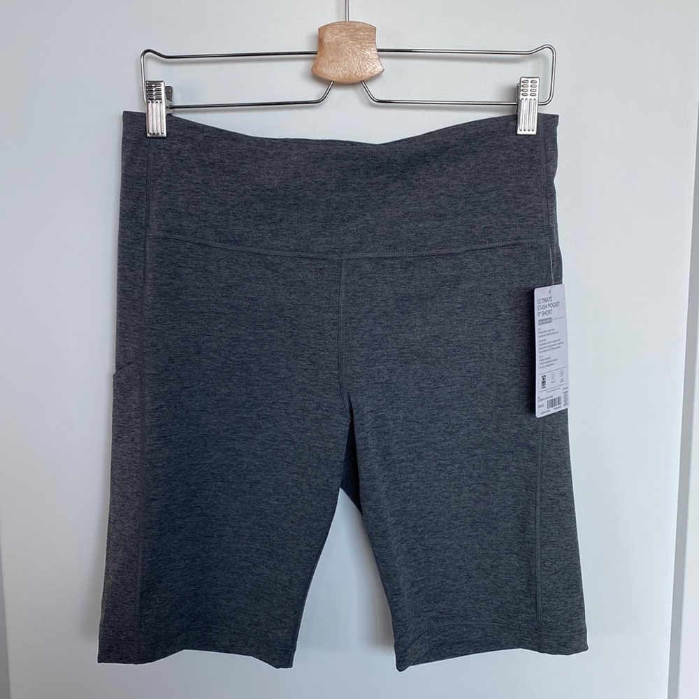 Athleta 9” bike shorts. Size L.